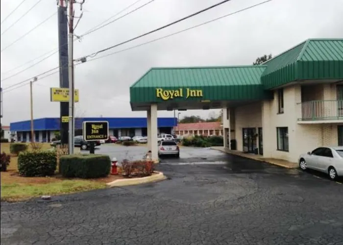 Royal Inn Columbia/Fort Jackson