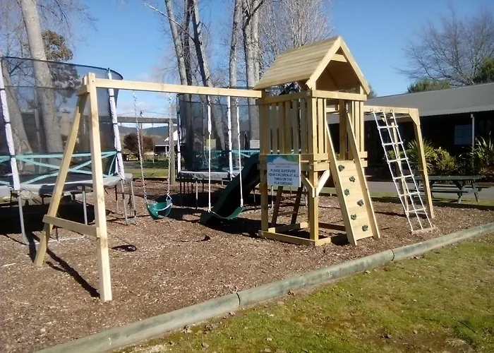 Cedarwood Lakeside Motel & Conference Venue Rotorua