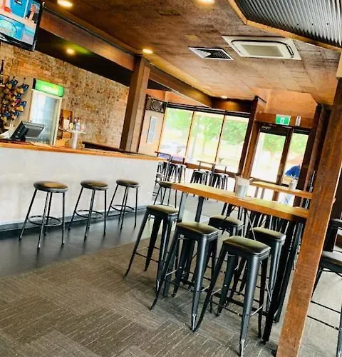 Caledonian Hotel Motel Hamilton