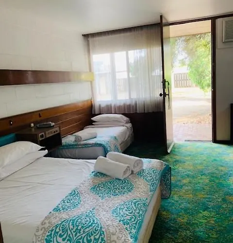 Caledonian Hotel Motel Hamilton