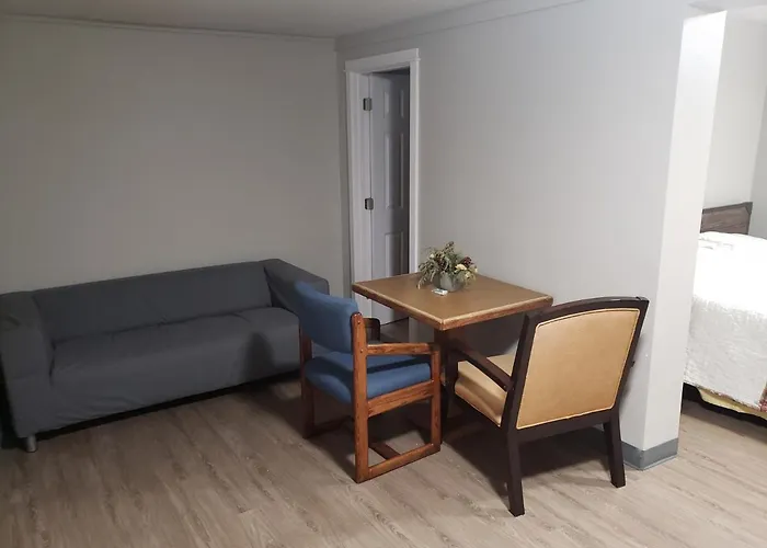 Parkrose Inn And Suites Portland