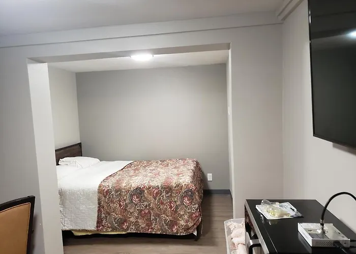Parkrose Inn And Suites Portland